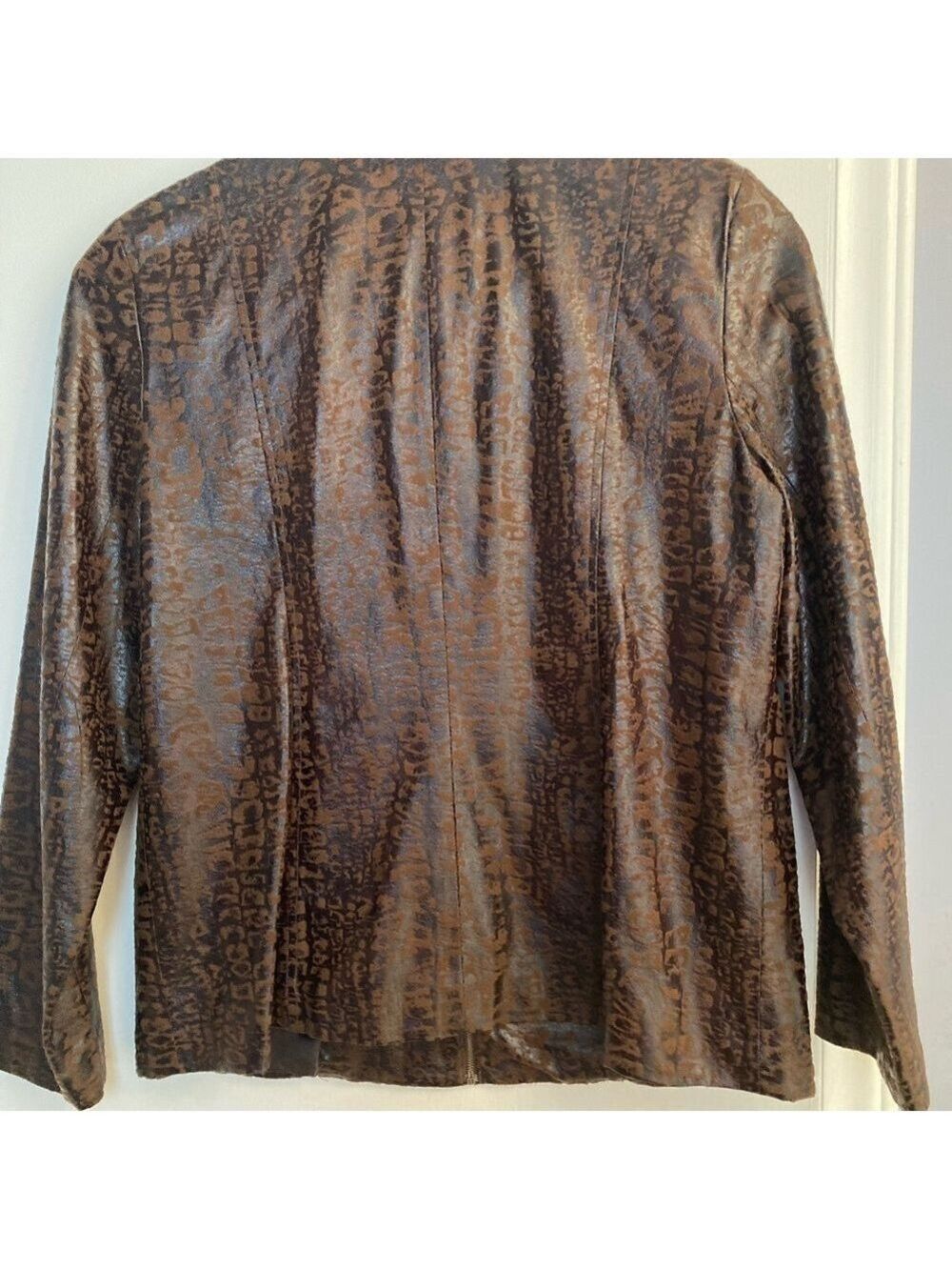 Kim Rogers jacket animal print size Large